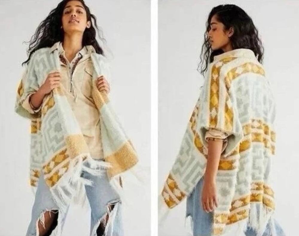 Free People Diamondback Cozy Kimono Poncho NWT Fringe Eyelash One Size